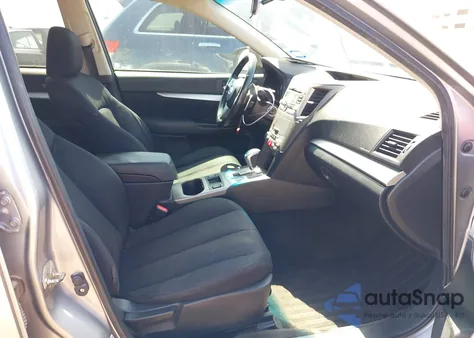 2011 Subaru Outback 2.5I Premium из США, поврежденный, VIN 4S4BRCCC4B3437258